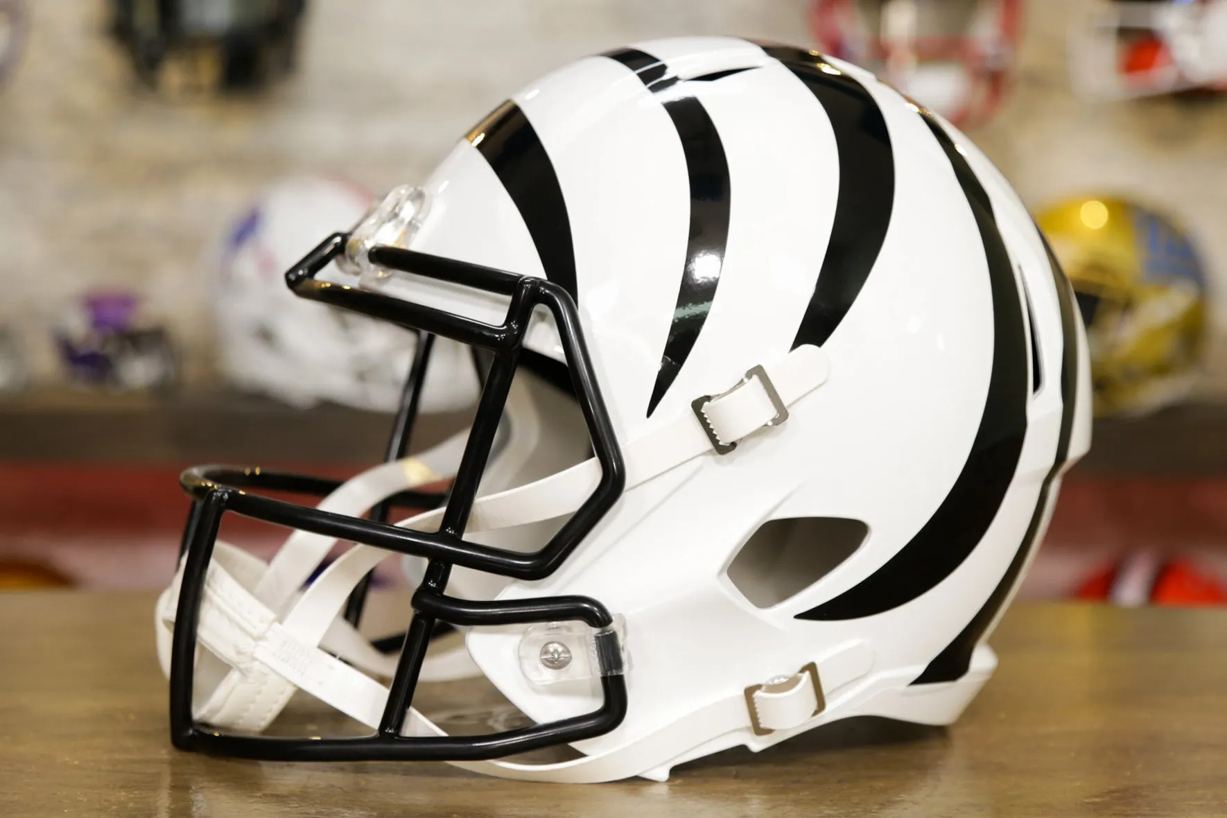 Cincinnati Bengals Riddell Speed Replica Helmet - Alternate