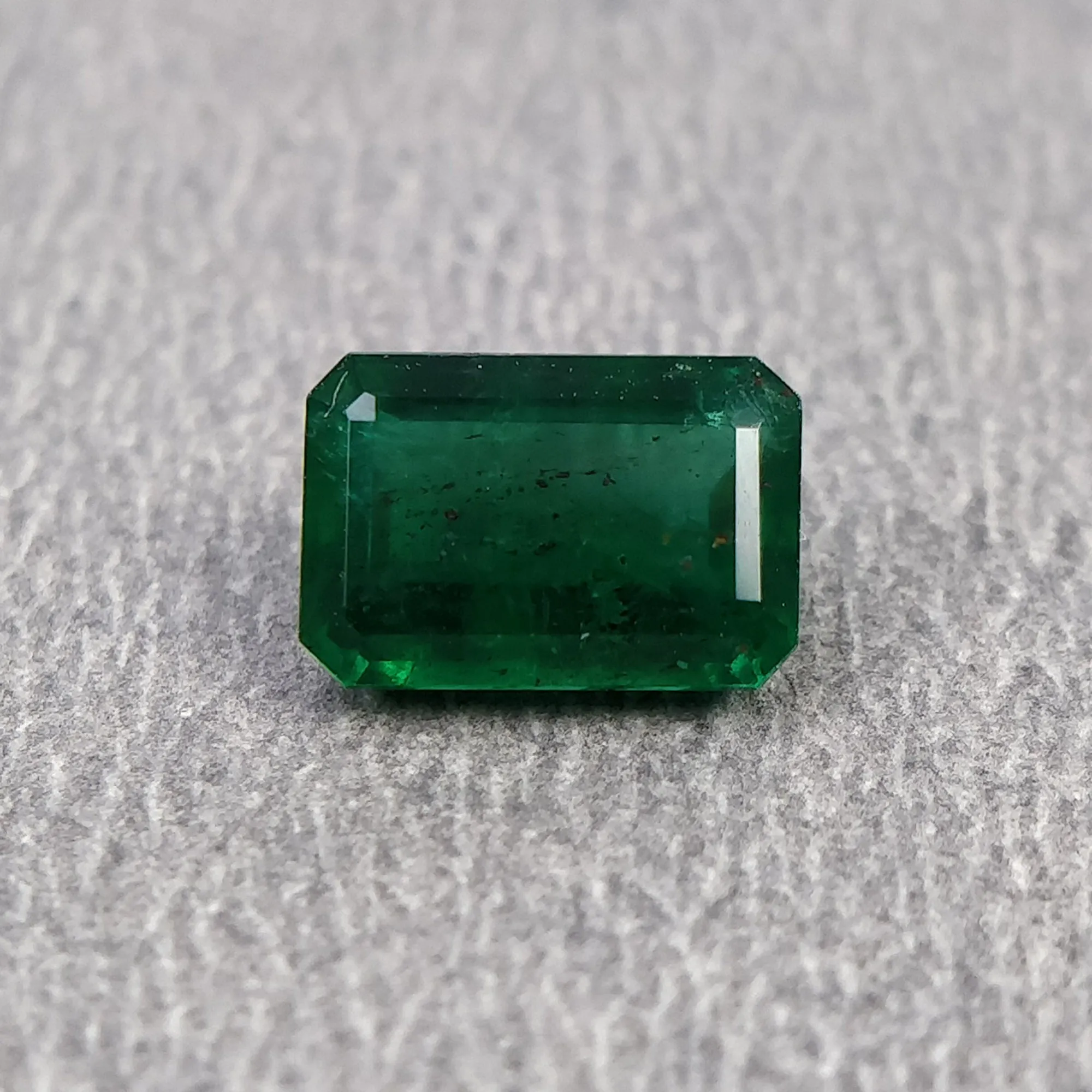 EMERALD Gemstone Normal Cut : 1.22cts Natural Untreated Unheated Green Emerald Octagon Shape 7.6*5.2mm (With Video)