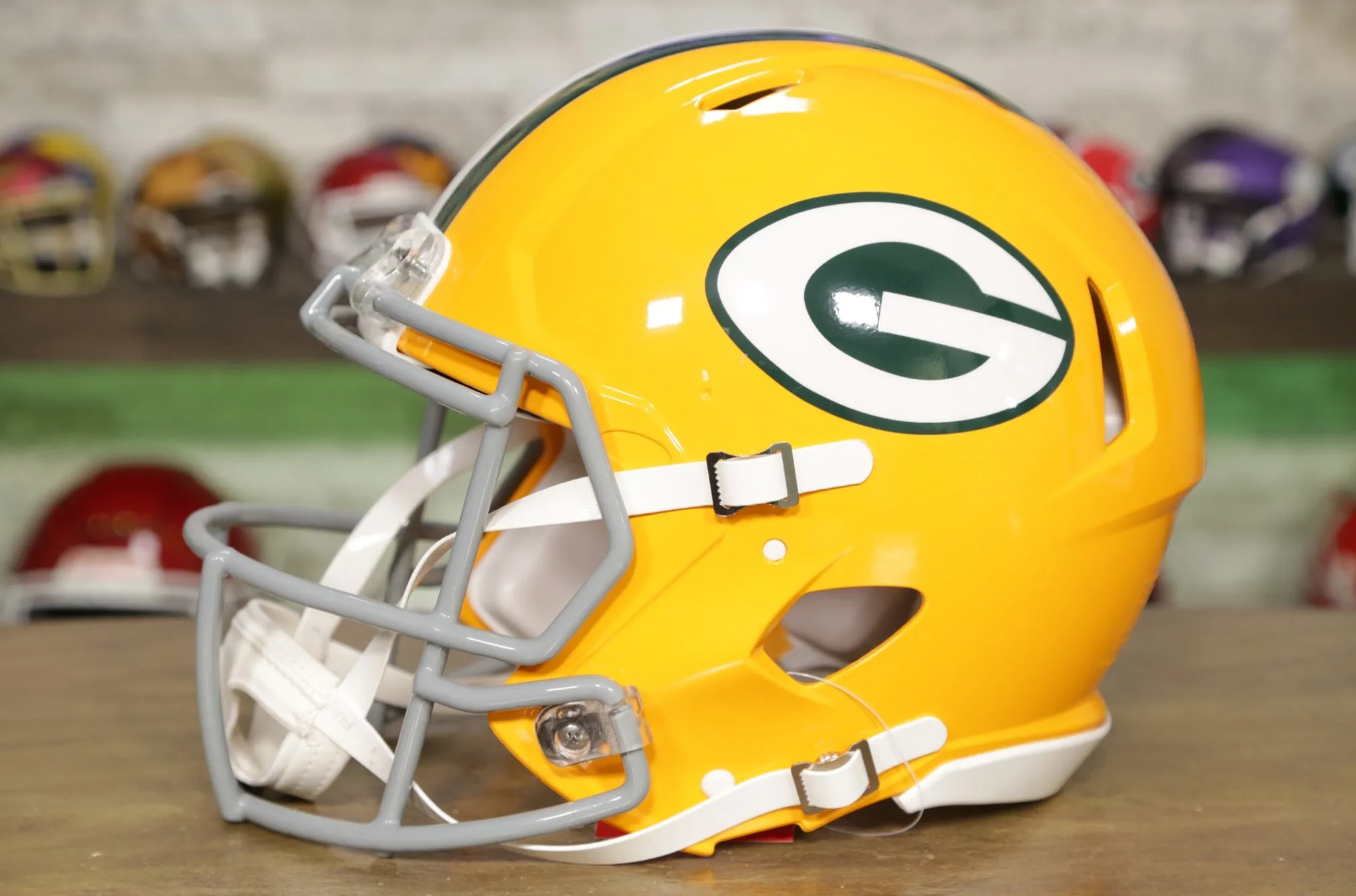 Green Bay Packers Riddell Speed Authentic Helmet - 1961-1979 Throwback